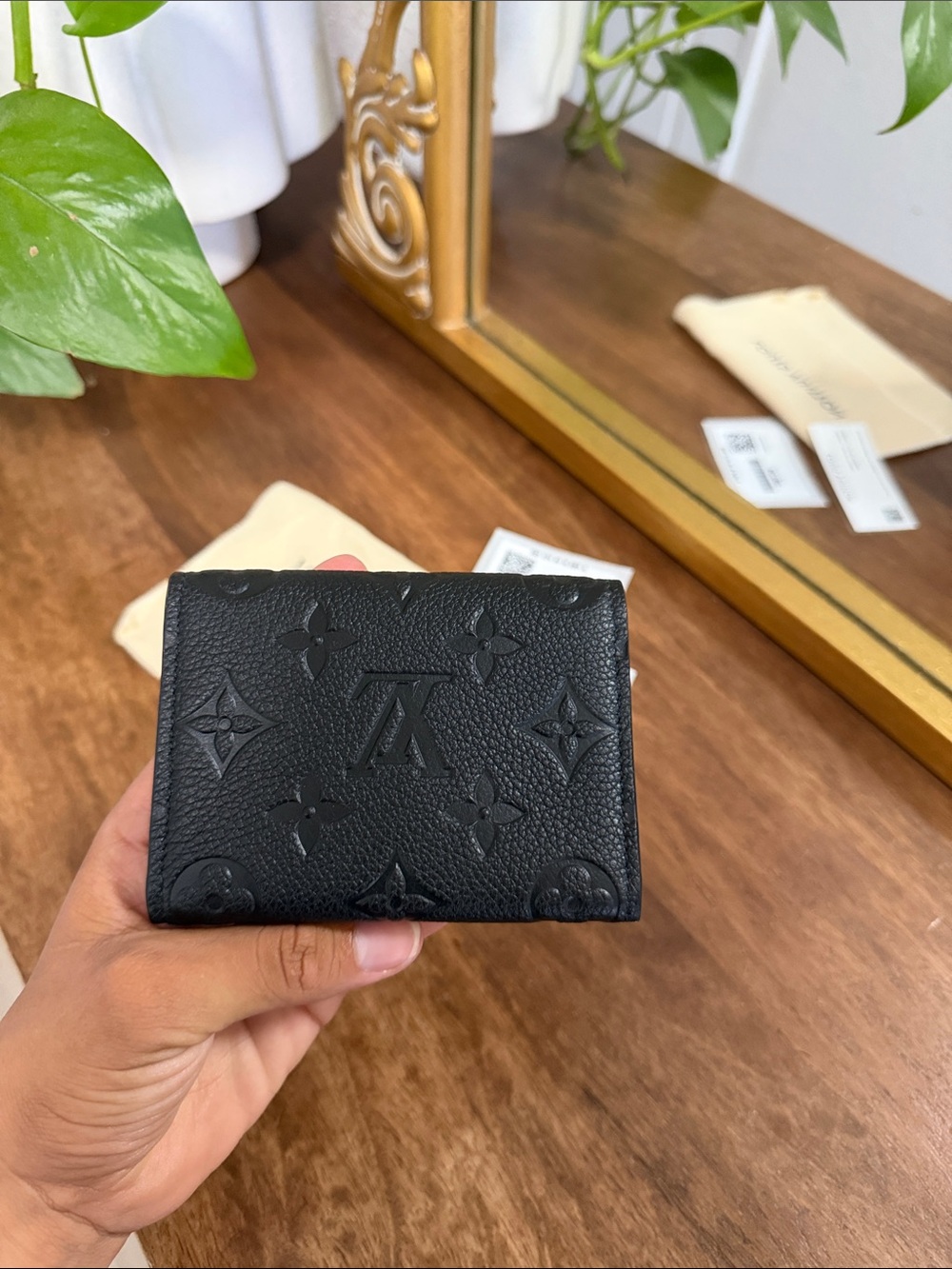 Louis Vuitton envelope business card holder - Picture 8 of 10
